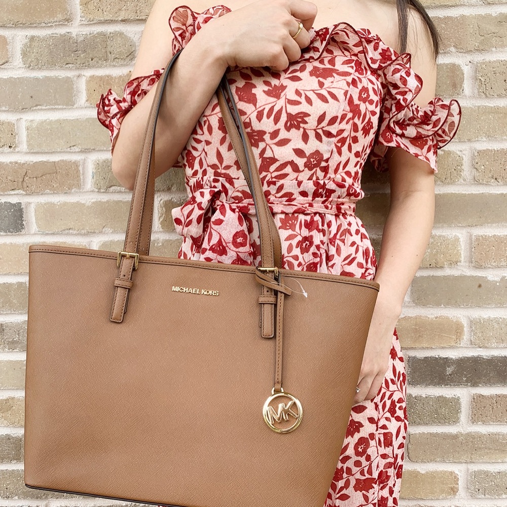 Gaby’sBags👜💕-NWT Michael Kors Medium Tote Brown - Picture 2 of 7